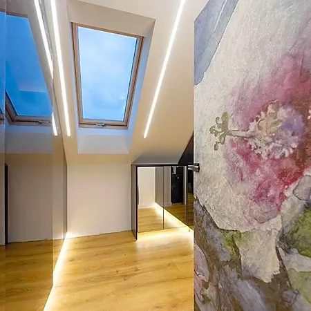 מלון Luxurious With Pool Near Energylandiai טרצ'ביניה