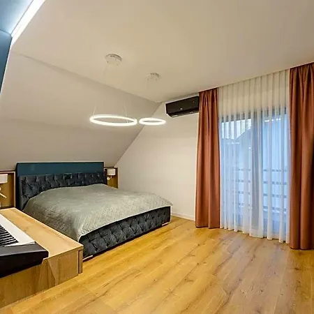 Luxurious With Pool Near Energylandiai